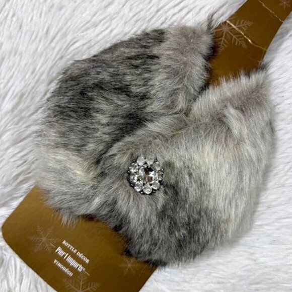 Pier 1 Imports Faux Fur Rhinestone Brooch Wine Bottle Collar Cape Vinodeco - Picture 1 of 12